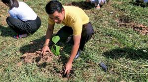 15.  ศธ. ปลูกป่าเฉลิมพระเกียรติเนื่องในโอกาสมหามงคลพระราชพิธีบรมราชาภิเษก